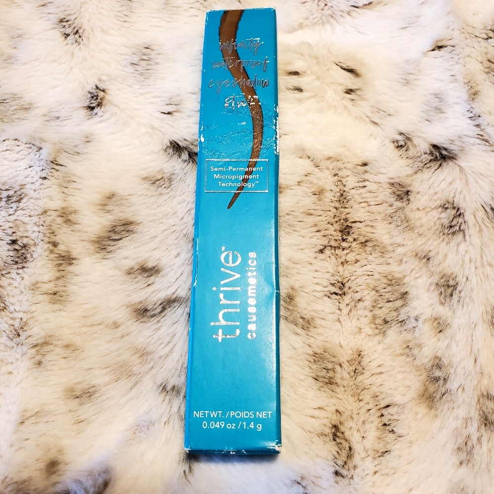 THRIVE CAUSMETIC Infinity Eyeshadow Stick NWOT
